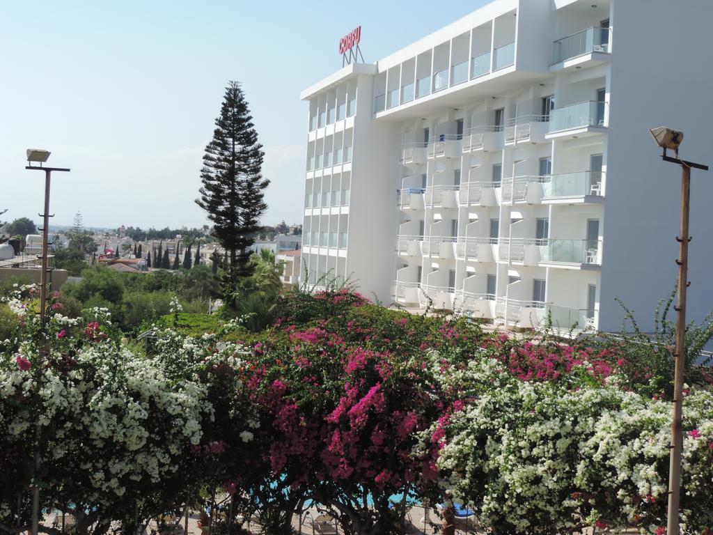 Corfu Hotel Ayia Napa Exterior foto